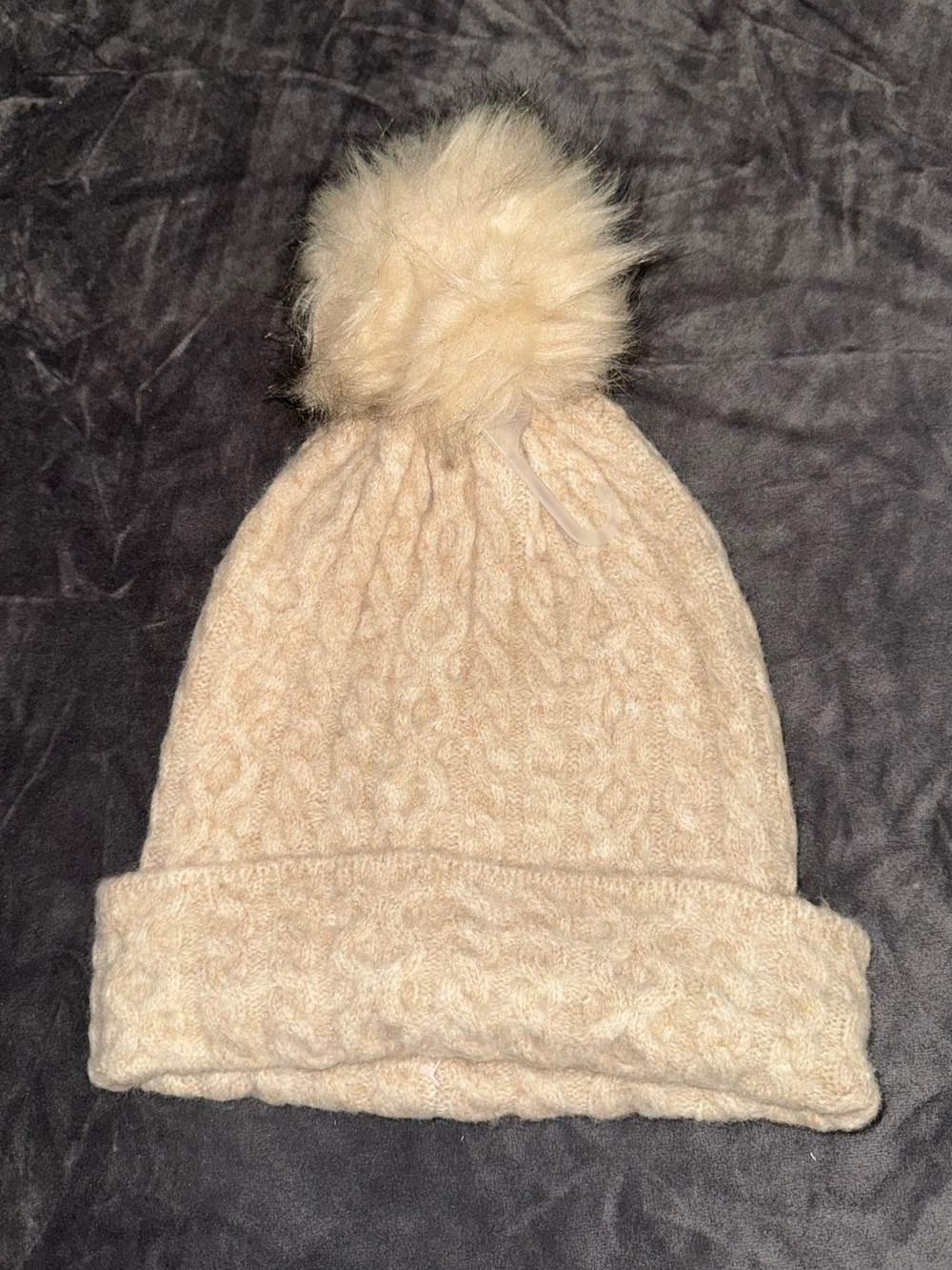 LOFT Cozy Cream Cable Knit Pom Beanie